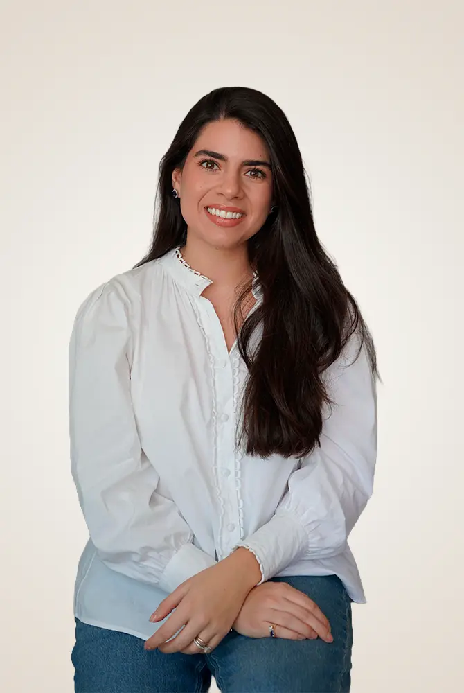 Elisa Antón Pareja, psicóloga sanitaria del equipo de Raquel Jiménez Psicóloga